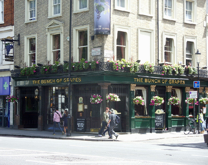 The Bunch of Grapes pub on Brompton Road in Knightsbridge