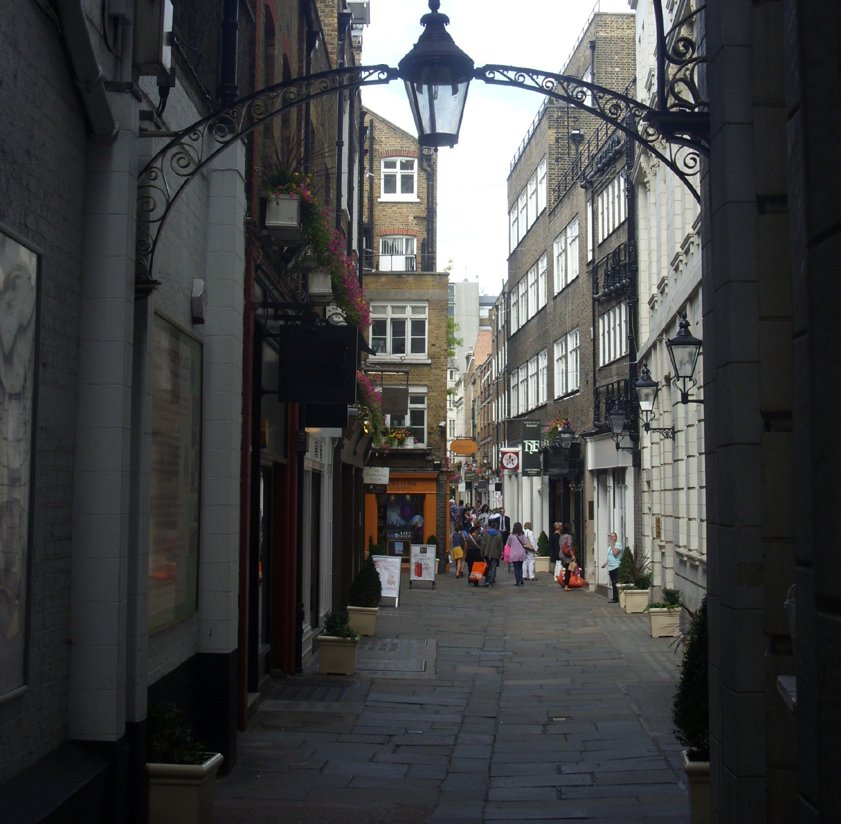 Gees Court