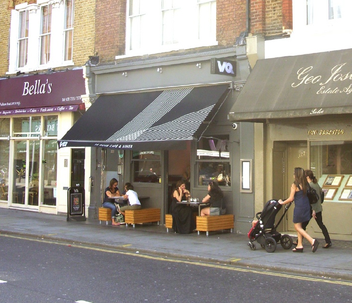 Vingt Quatre 24 hour restaurant on Fulham Road in London's Chelsea