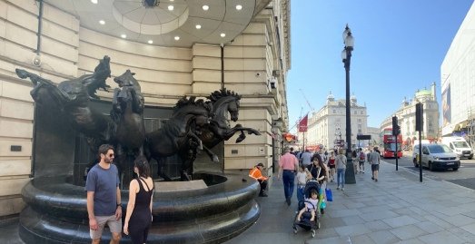 Horses of Helios statue near Piccadilly Circus in London