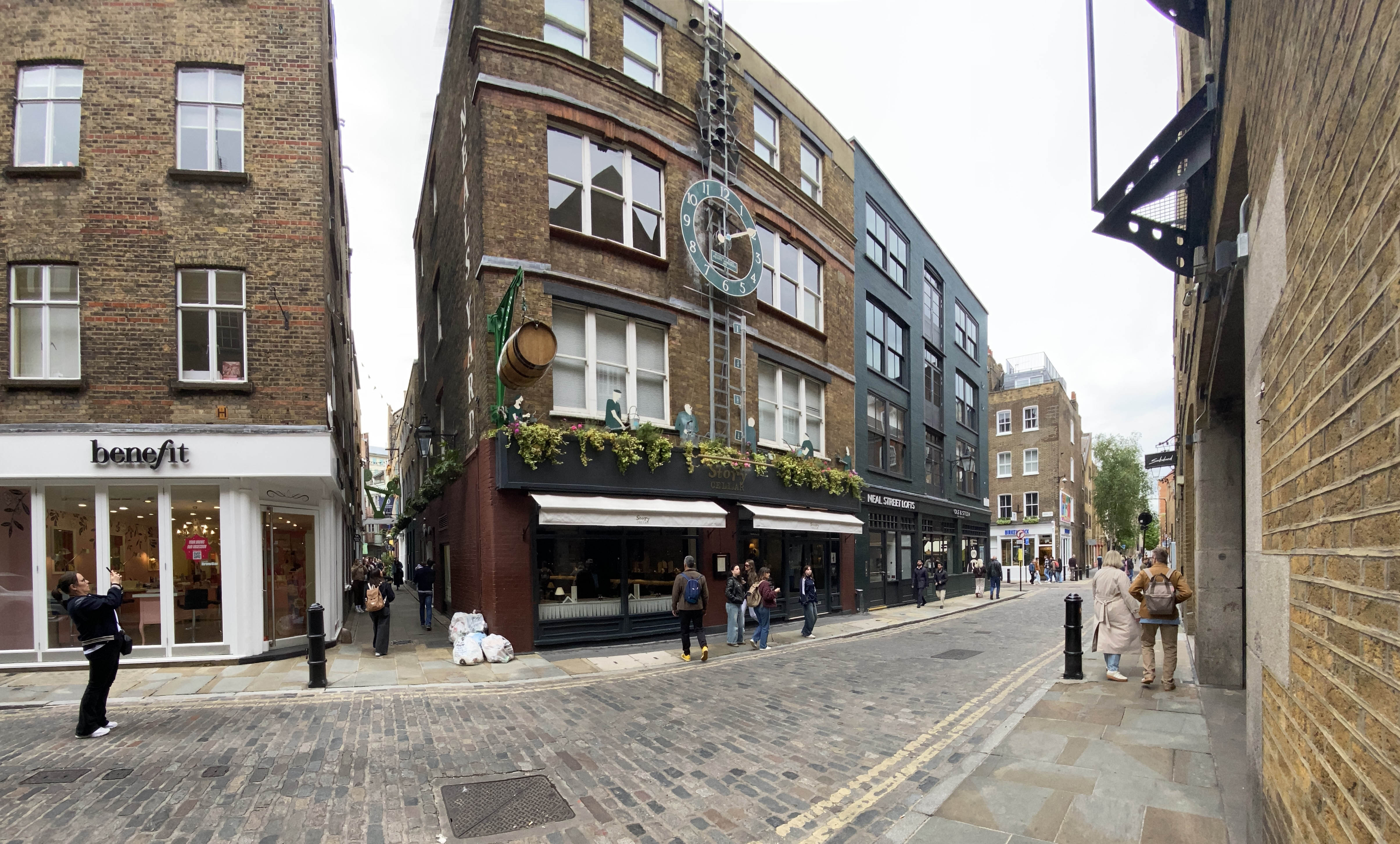 Alleyway off Shorts Gardens leading into Neal's Yard in London