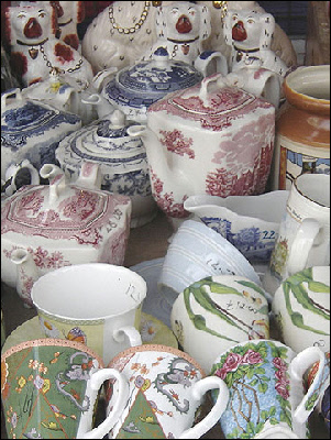 China tea sets for collectors at London's Portobello market