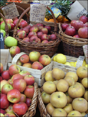 Organic fruit at London's Borough food market