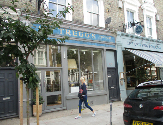 Amanda Thompson Couture on All Saint's Road in Notting Hill