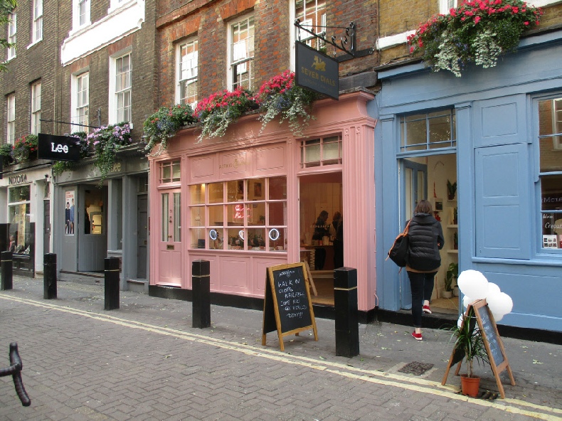 Astrid & Miyu jewellery shop on Neal Street in Covent Garden