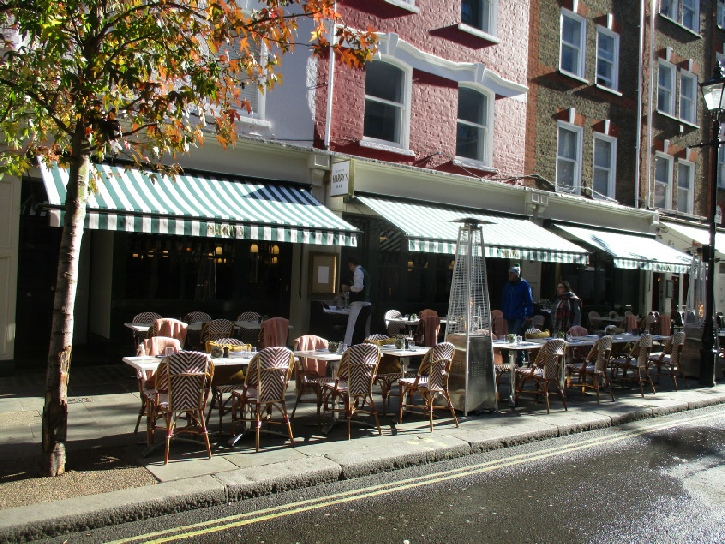 Harry’s bar and restaurant on James Street in Marylebone