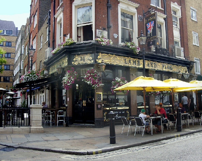 Lamb and Flag pub on James Street at St. Christopher’s Place