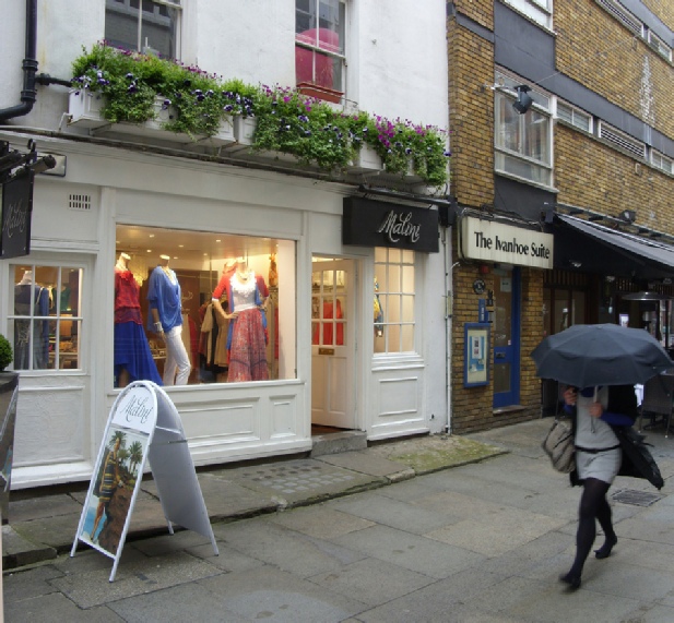 Malini womenswear shop on St. Christopher’s Place in Marylebone