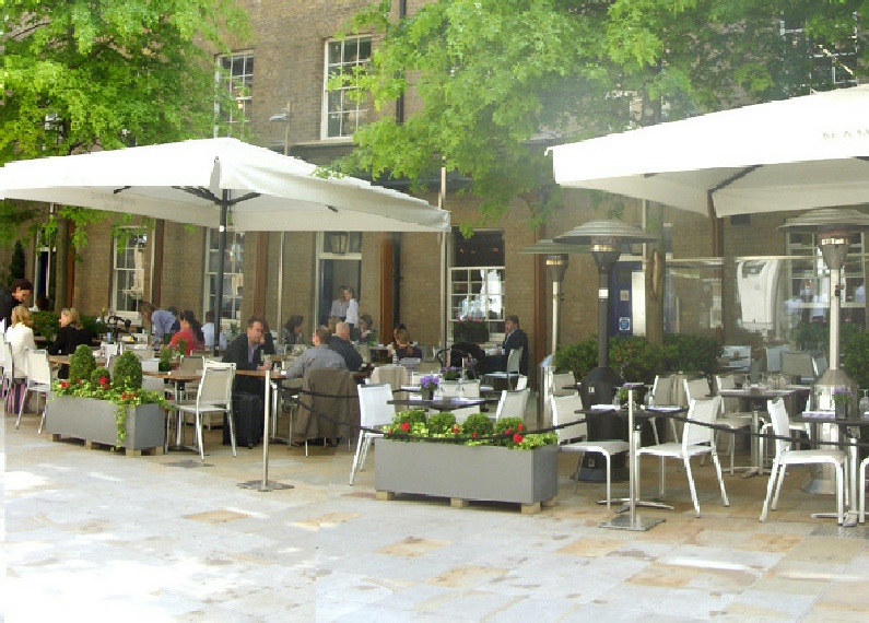 Manicomio restaurant on Duke of York Square in Chelsea