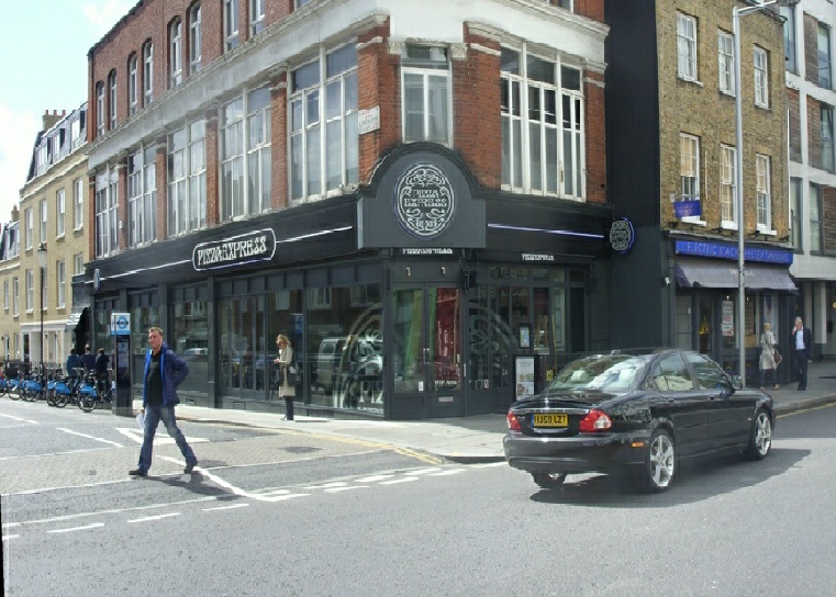 Fulham Road - Pizza Express restaurant