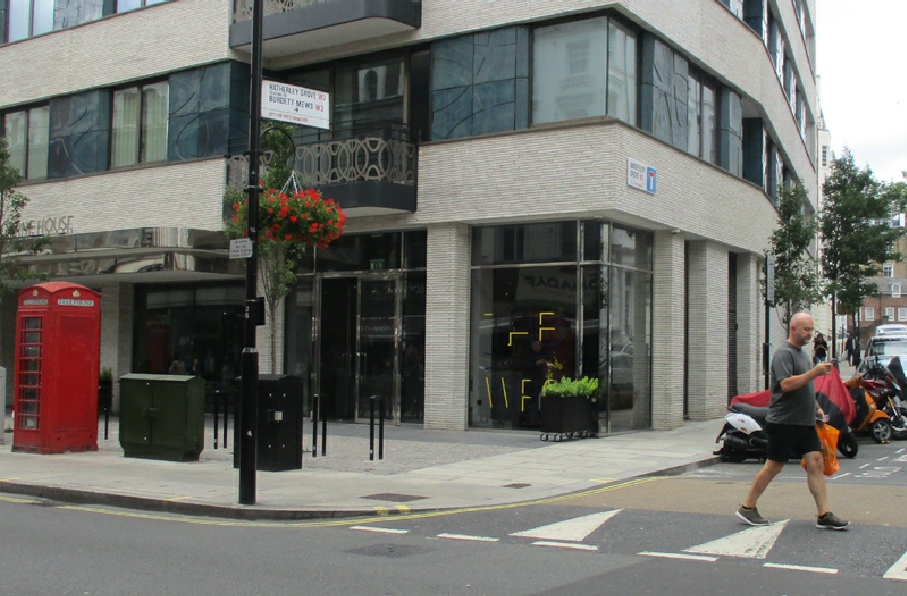 Tab X Tab coffee lounge on Westbourne Grove in London, near Queensway