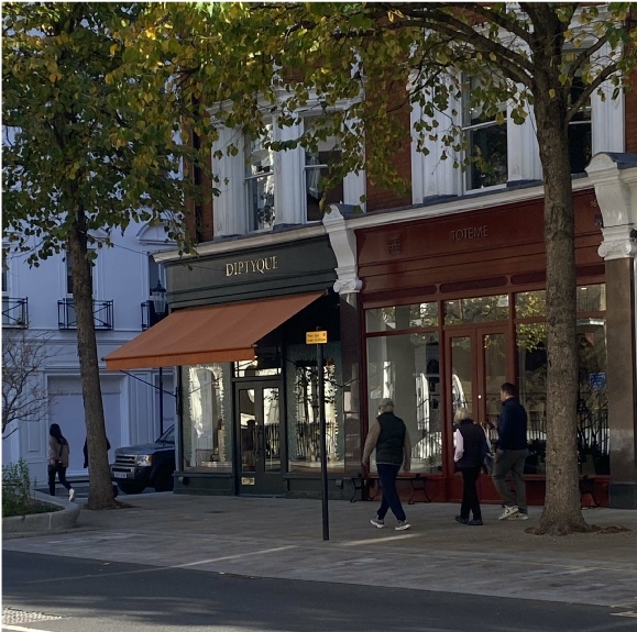 Toteme shop on Sloane Street in London, near Sloane Square